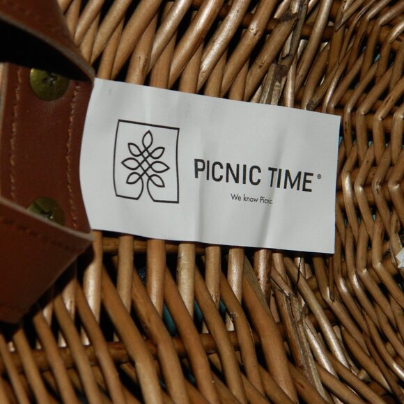 Williams Sonoma Cambridge Bicycle Basket - Picture 4 of 5